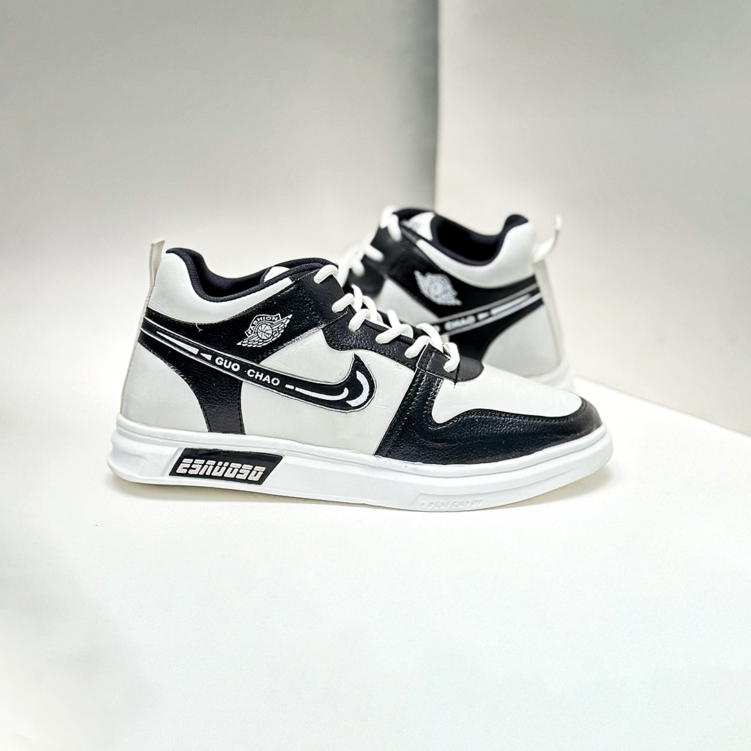 Hot Collection Stylish and Fashionable Low Top Summer and Winter Exclusive Converse Sneakers for Men - Comfortable and Suitable for All Seasons